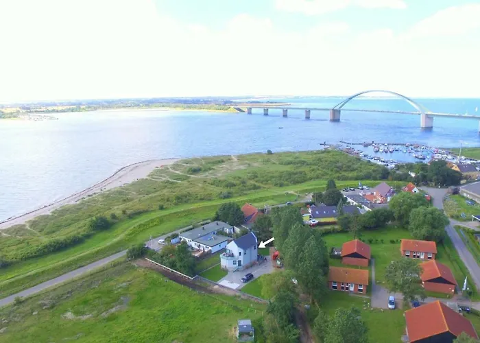 Brueckenblick 12 A * Fehmarnsund